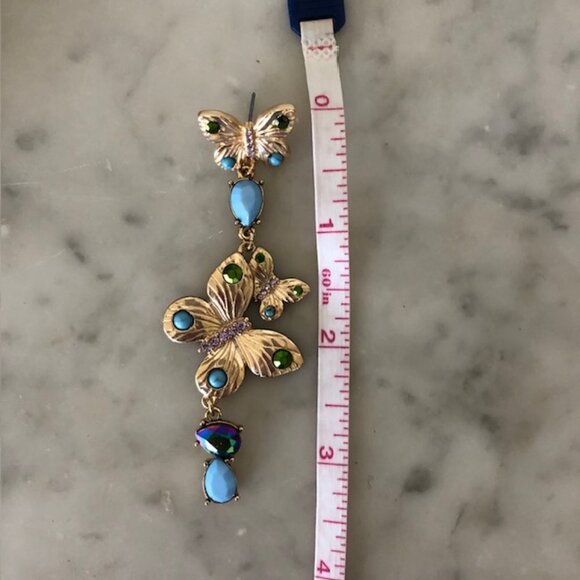 BETSEY JOHNSON Butterfly Rhinestone Gold Tone Blue Green Dangle Post Ear… - Picture 13 of 14